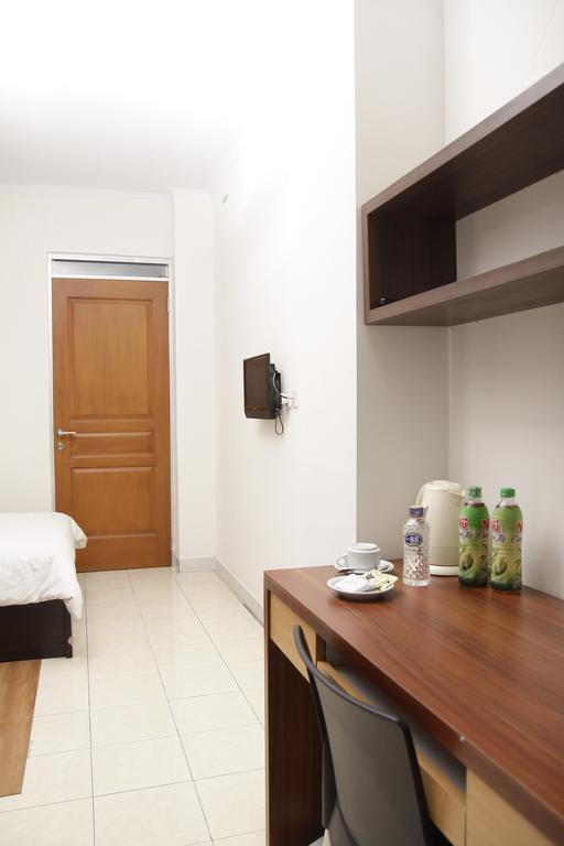 Hotel Lotus Bandung Habitación foto